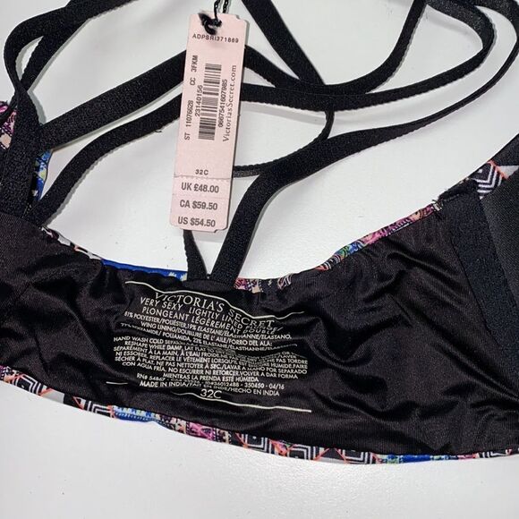🔥VICTORIA SECRET BRA very sexy lightly lined plunge SZ 32C New - Picture 5 of 5